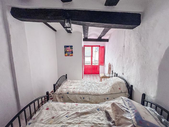 Image No.33-4 Bed Townhouse for sale