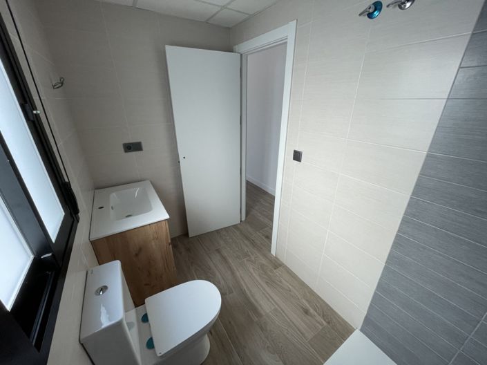 Image No.14-Apartment for sale