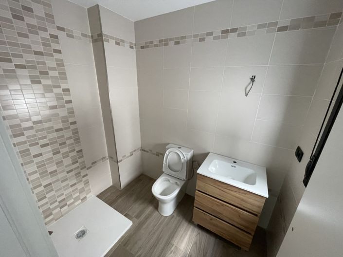 Image No.18-Apartment for sale