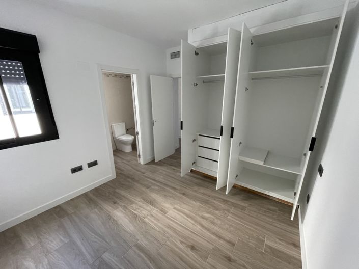 Image No.22-Apartment for sale