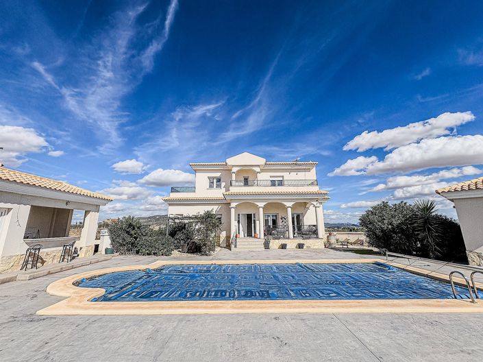 Image No.41-4 Bed Villa for sale