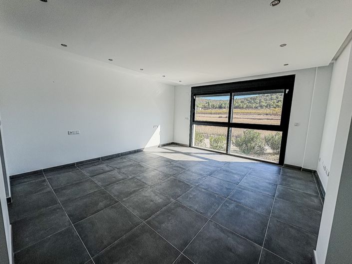 Image No.15-5 Bed Villa for sale