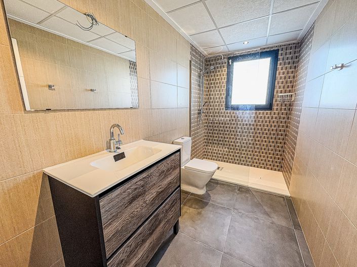 Image No.23-Villa de 5 chambres à vendre à Pinoso