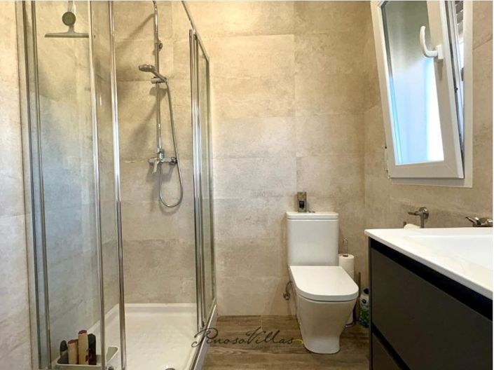 Image No.30-4 Bed Villa for sale