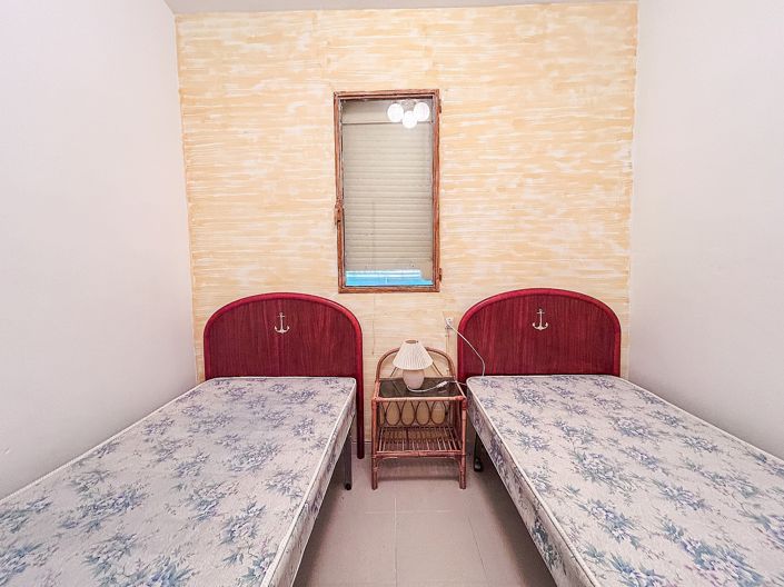 Image No.35-9 Bed Semi-Detached for sale