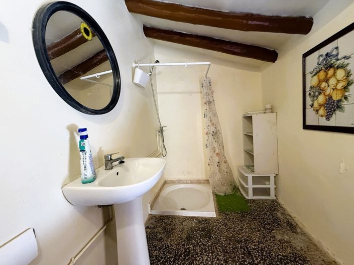 Image No.11-3 Bed Townhouse for sale