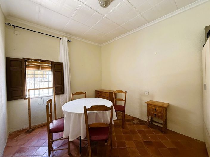 Image No.6-3 Bed Townhouse for sale