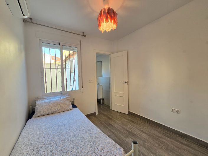 Image No.23-2 Bed Apartment for sale