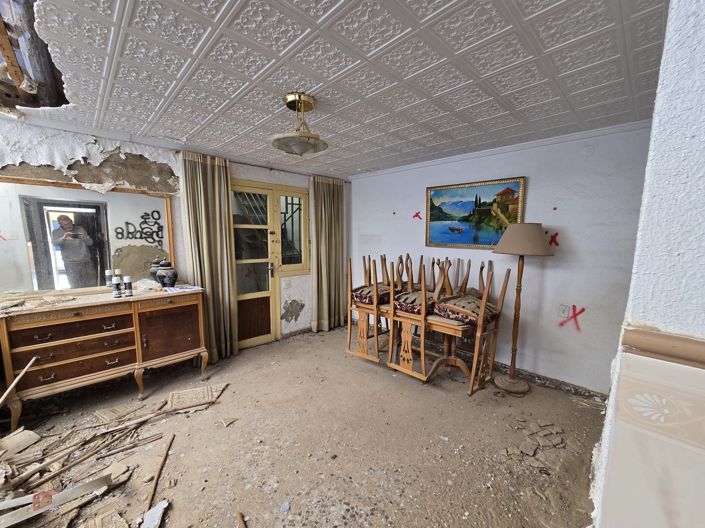 Image No.14-4 Bed Property for sale