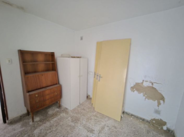 Image No.23-4 Bed Property for sale