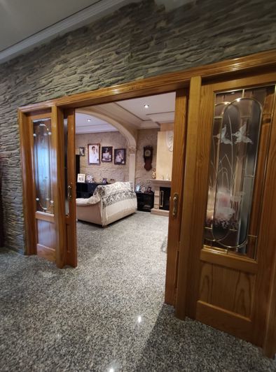 Image No.37-5 Bed Townhouse for sale