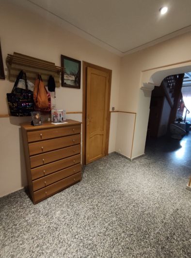 Image No.48-5 Bed Townhouse for sale