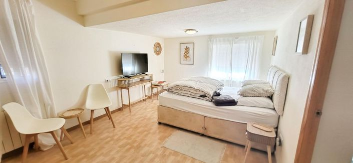 Image No.18-3 Bed Villa for sale