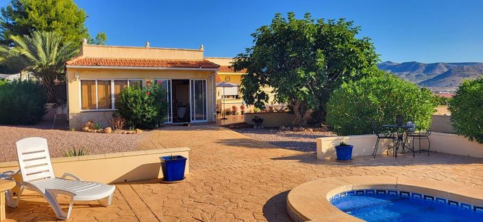 Image No.2-3 Bed Villa for sale