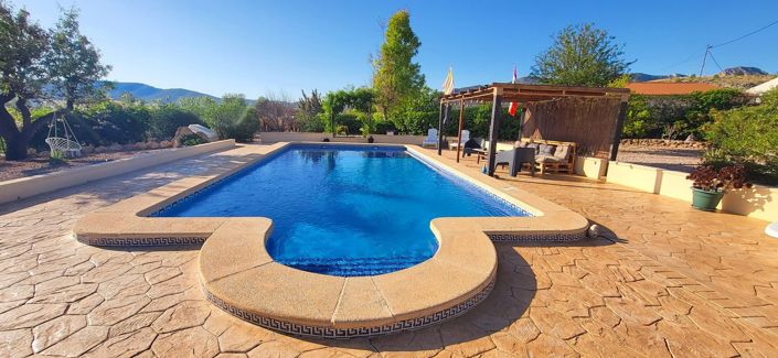 Image No.3-3 Bed Villa for sale