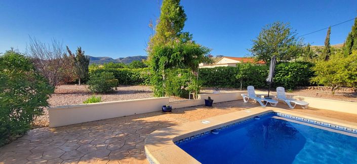 Image No.5-3 Bed Villa for sale