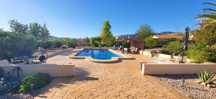 Image No.6-3 Bed Villa for sale