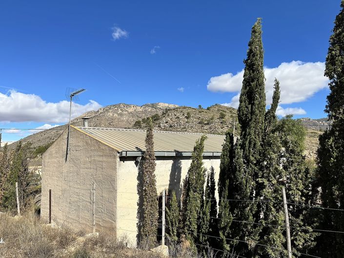 Image No.39-4 Bed Country House for sale