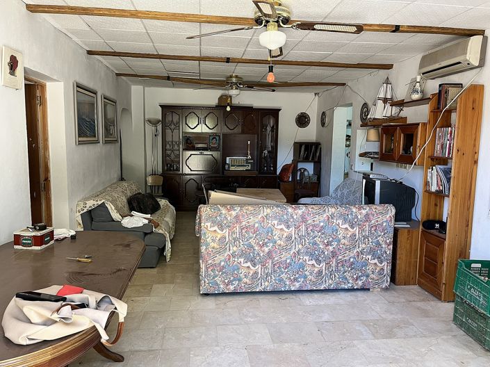 Image No.6-4 Bed Country House for sale