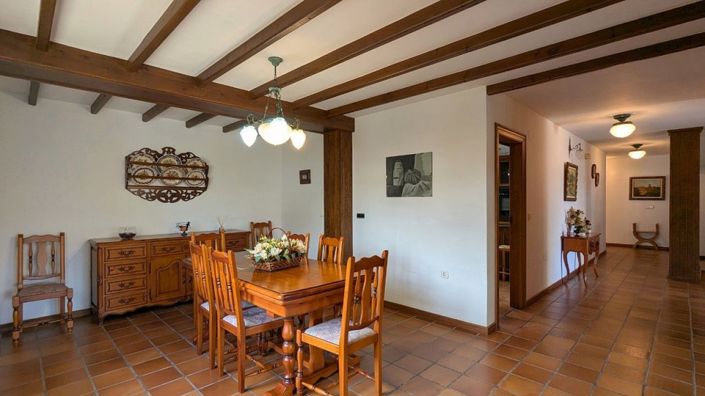 Image No.20-4 Bed Villa for sale