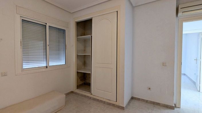 Image No.36-3 Bed Villa for sale