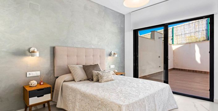 Image No.15-2 Bed Villa for sale