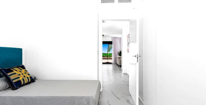 Image No.20-2 Bed Villa for sale