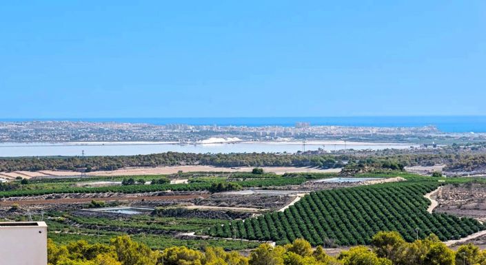 Image No.30-2 Bed Villa for sale