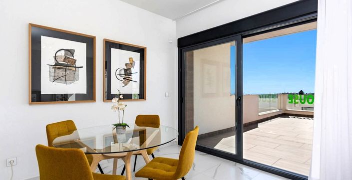 Image No.8-2 Bed Villa for sale