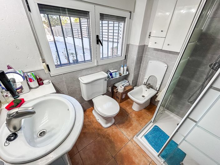 Image No.26-6 Bed Villa for sale