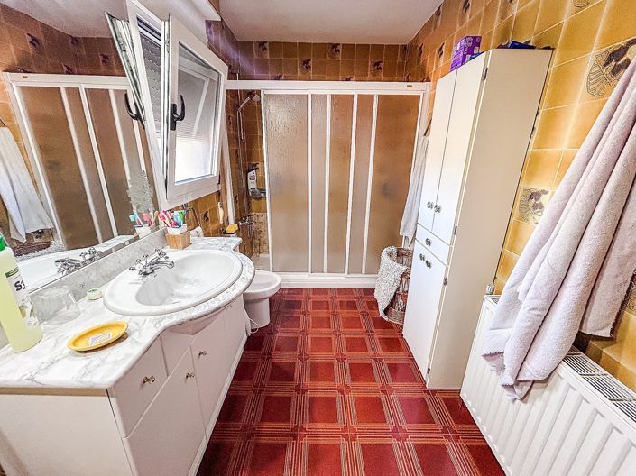 Image No.33-6 Bed Villa for sale