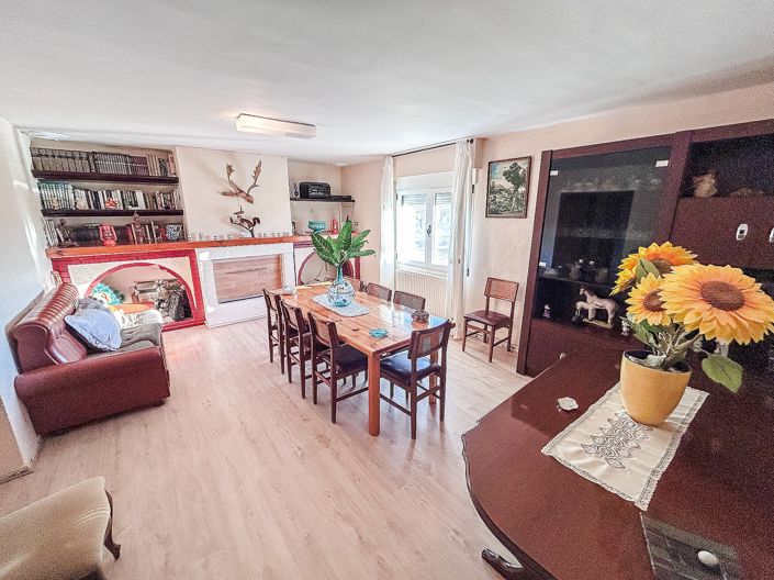 Image No.35-6 Bed Villa for sale