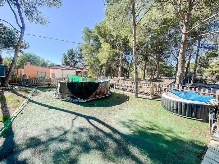 Image No.11-2 Bed Country House for sale