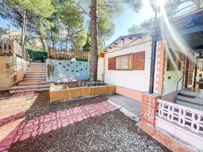 Image No.3-2 Bed Country House for sale