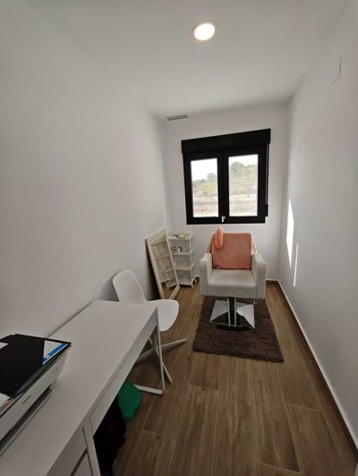 Image No.28-4 Bed Villa for sale