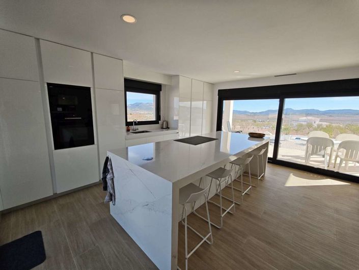 Image No.46-4 Bed Villa for sale