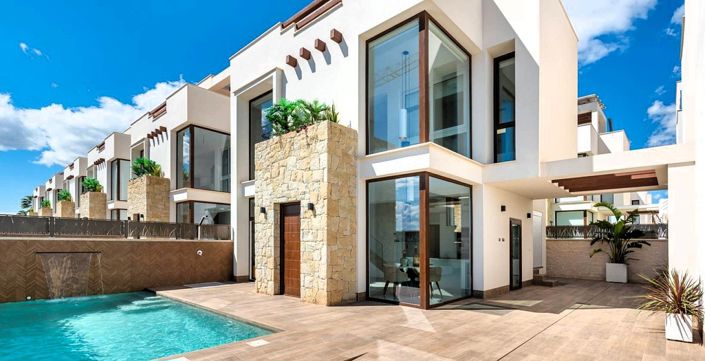 Image No.1-5 Bed Villa for sale