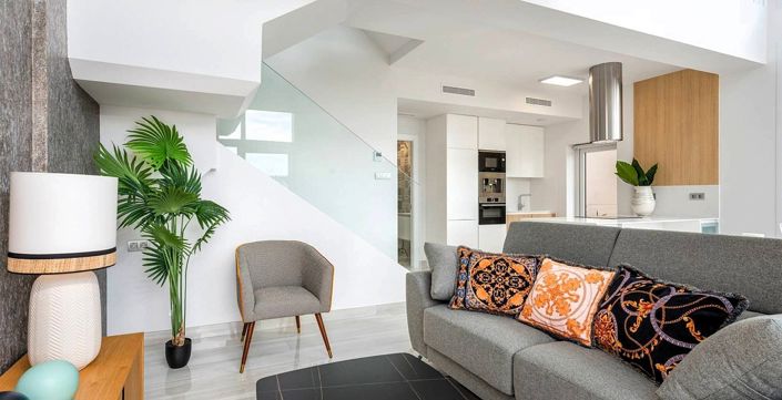 Image No.2-5 Bed Villa for sale