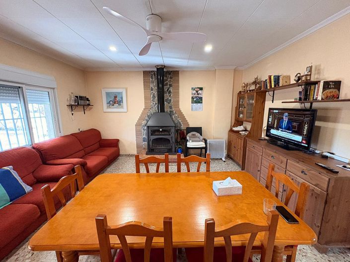 Image No.8-3 Bed Country House for sale