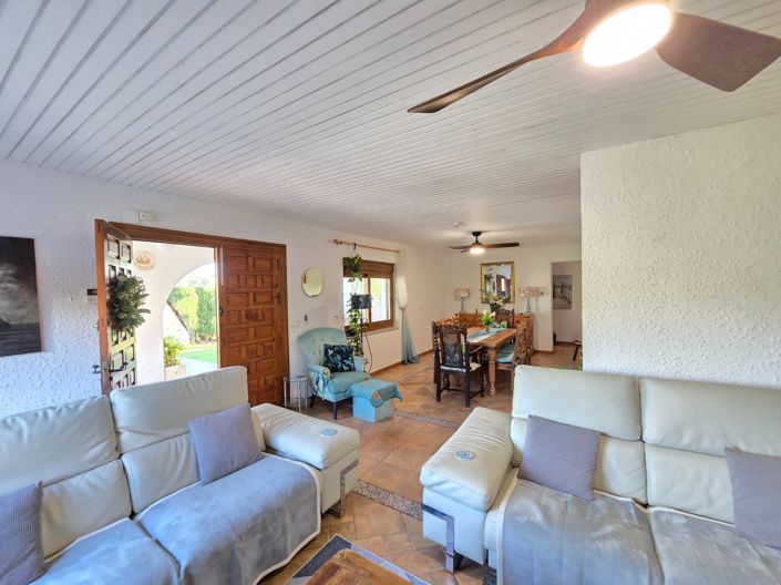 Image No.28-5 Bed Villa for sale