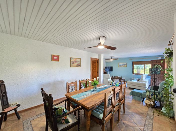 Image No.31-5 Bed Villa for sale