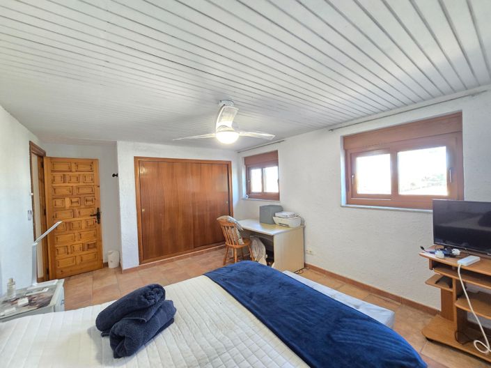 Image No.49-5 Bed Villa for sale