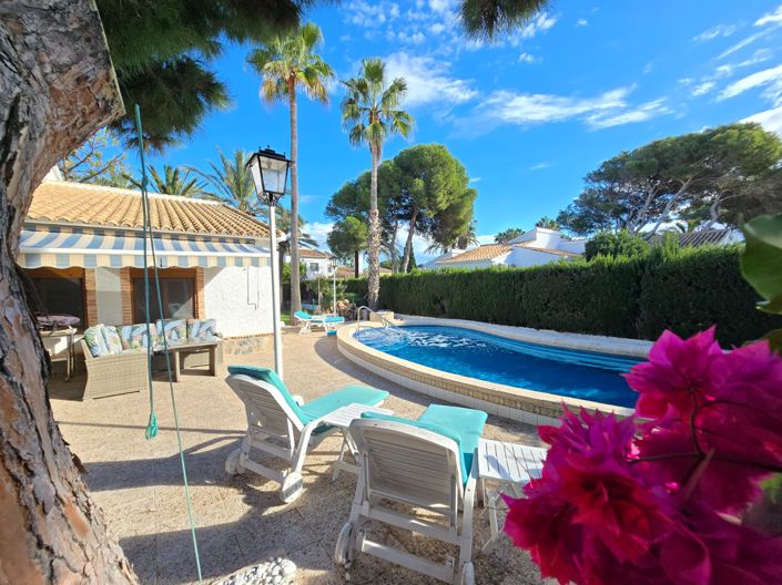 Image No.9-5 Bed Villa for sale