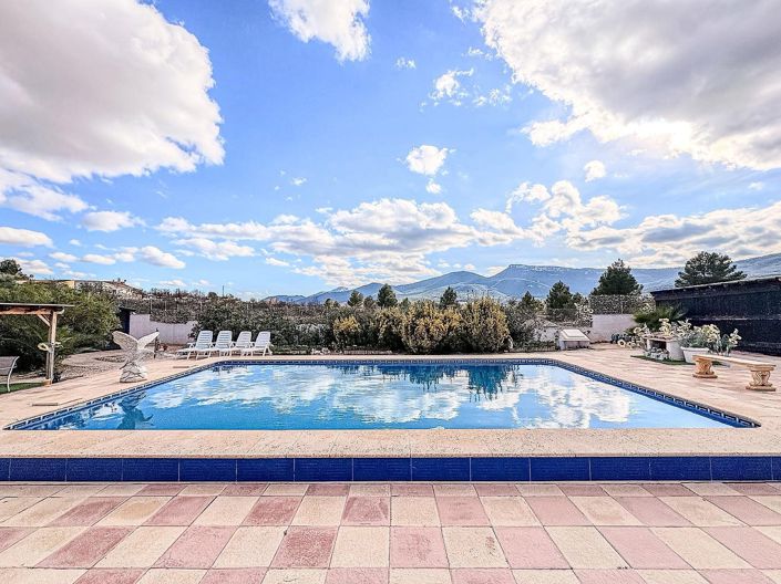 Image No.11-Villa de 8 chambres à vendre à Castalla