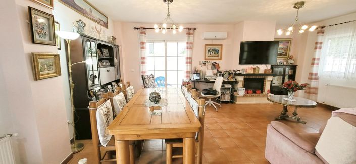 Image No.12-3 Bed Villa for sale