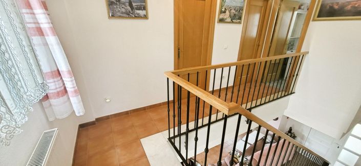 Image No.34-3 Bed Villa for sale