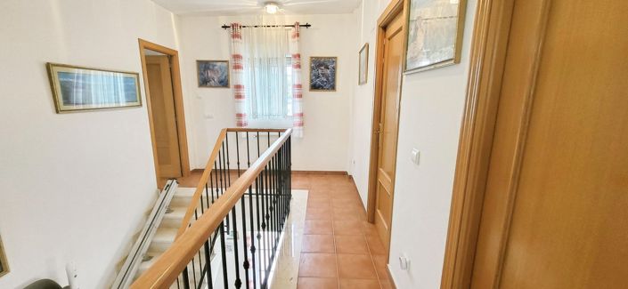 Image No.42-3 Bed Villa for sale