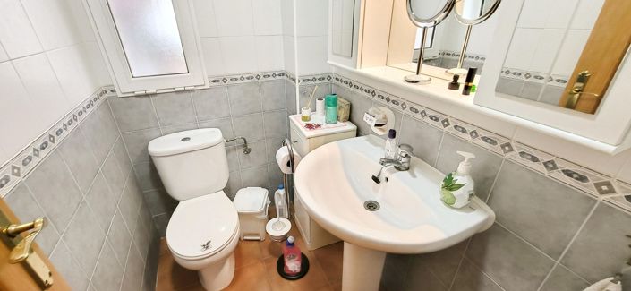 Image No.43-3 Bed Villa for sale