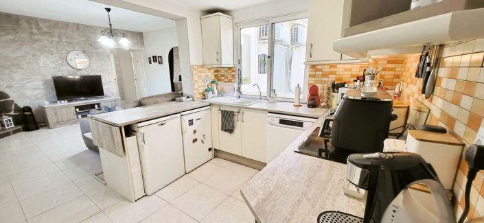 Image No.5-3 Bed Townhouse for sale