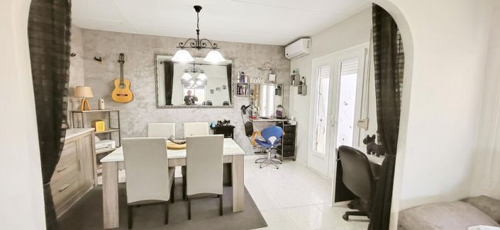 Image No.8-3 Bed Townhouse for sale